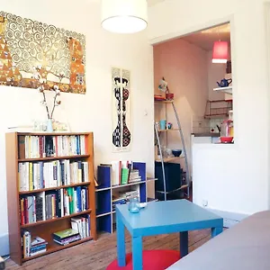 https://charming-bright-apartment-near-montmartre.fr-paris.fr